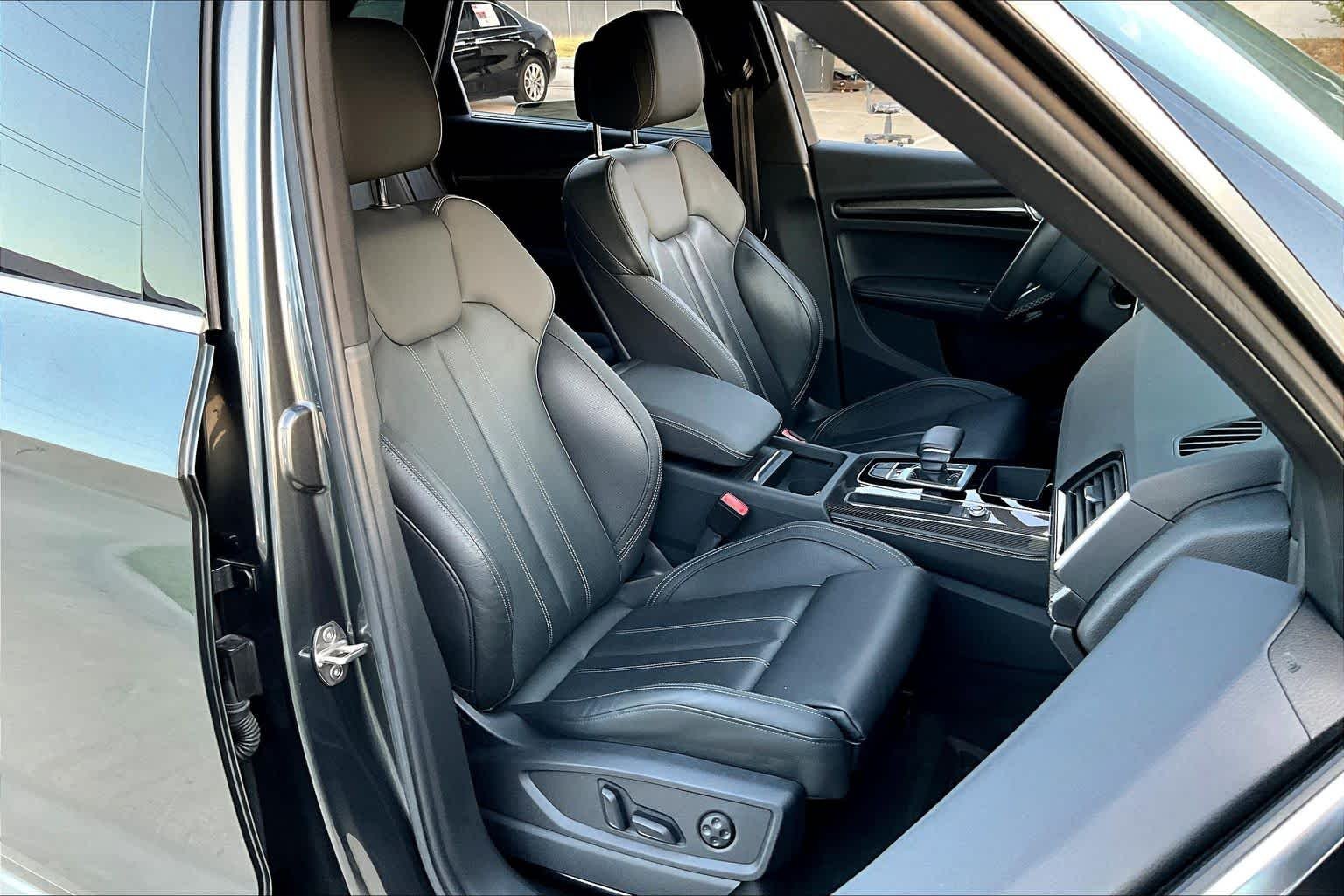 Used 2023 Daytona Gray Pearl Effect Audi Prestige image 9