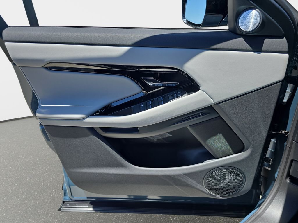 New 2026 Tribeca Blue Land Rover Hoxton Edition image 27