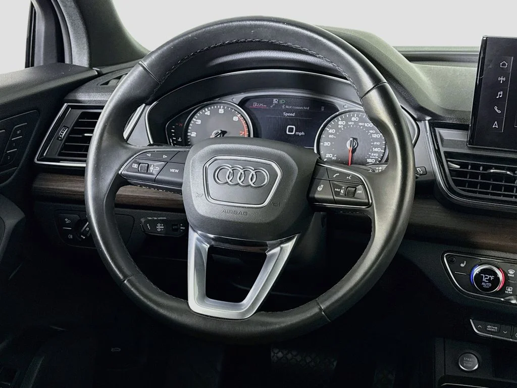 Used 2023 Ibis White Audi 40 Premium image 10