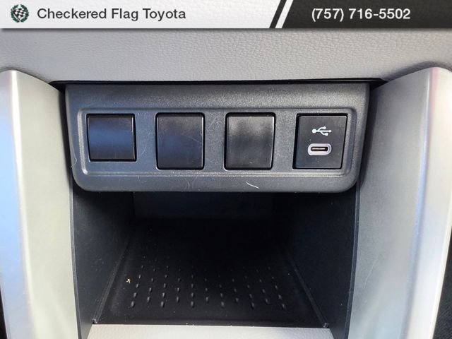 Used 2024 Sonic Silver Toyota L image 24