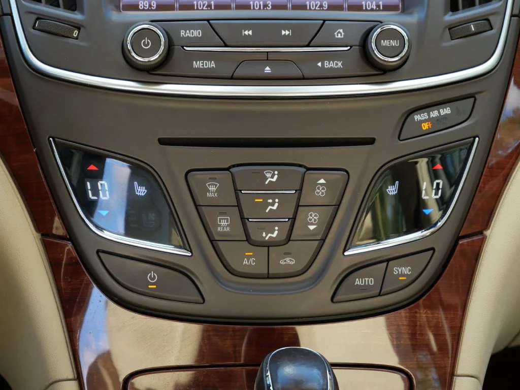 Used 2016 Silver Buick Premium II image 18