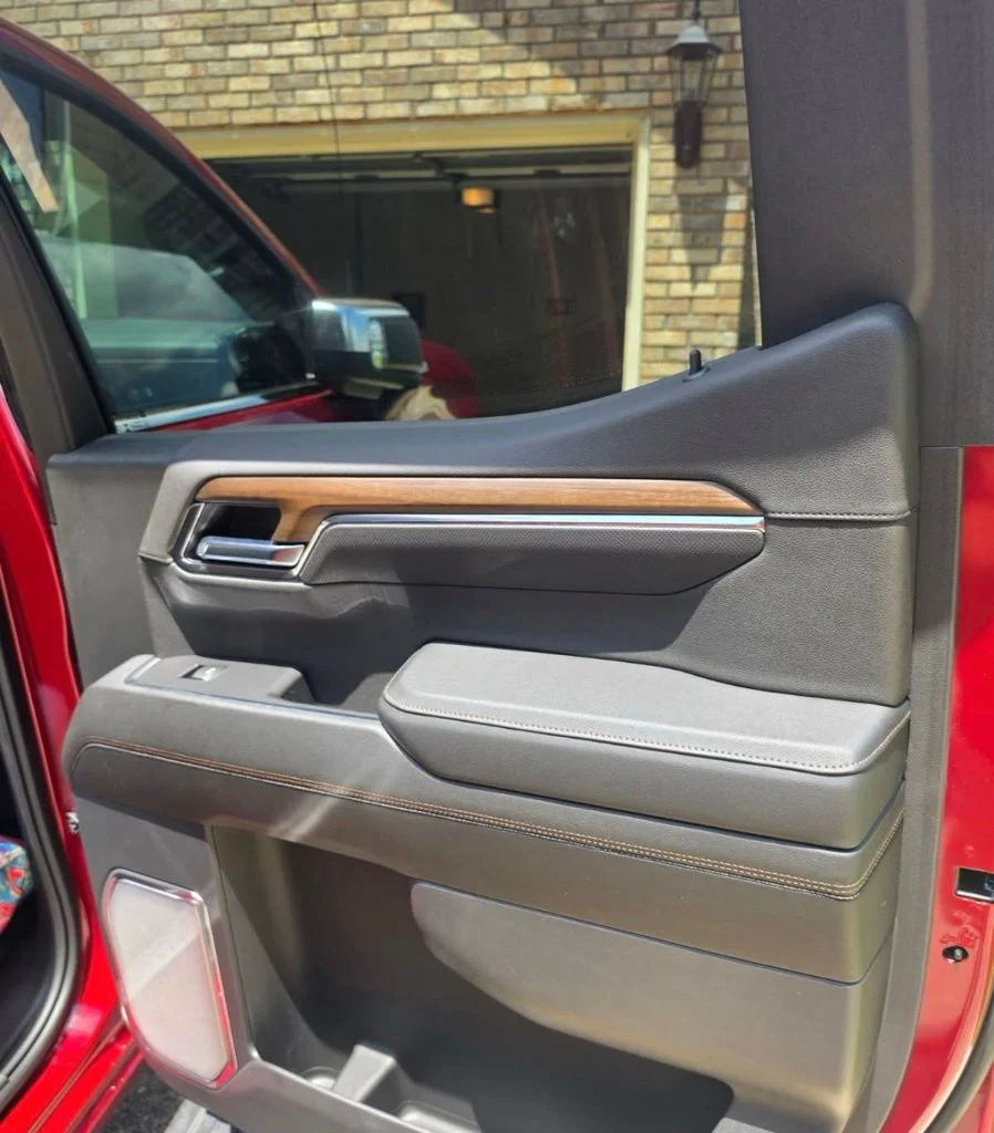 Used 2024 Red Chevrolet High Country image 11