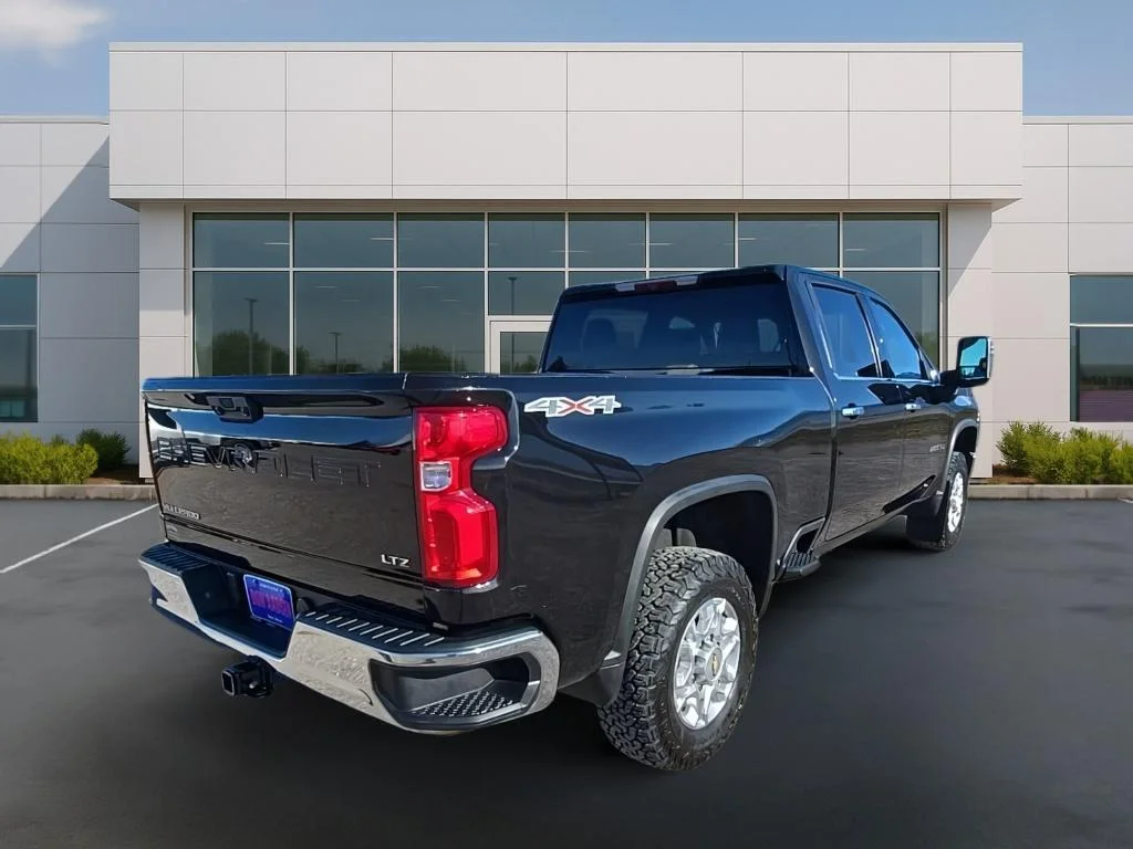Used 2022 Mosaic Black Metallic Chevrolet LTZ image 7