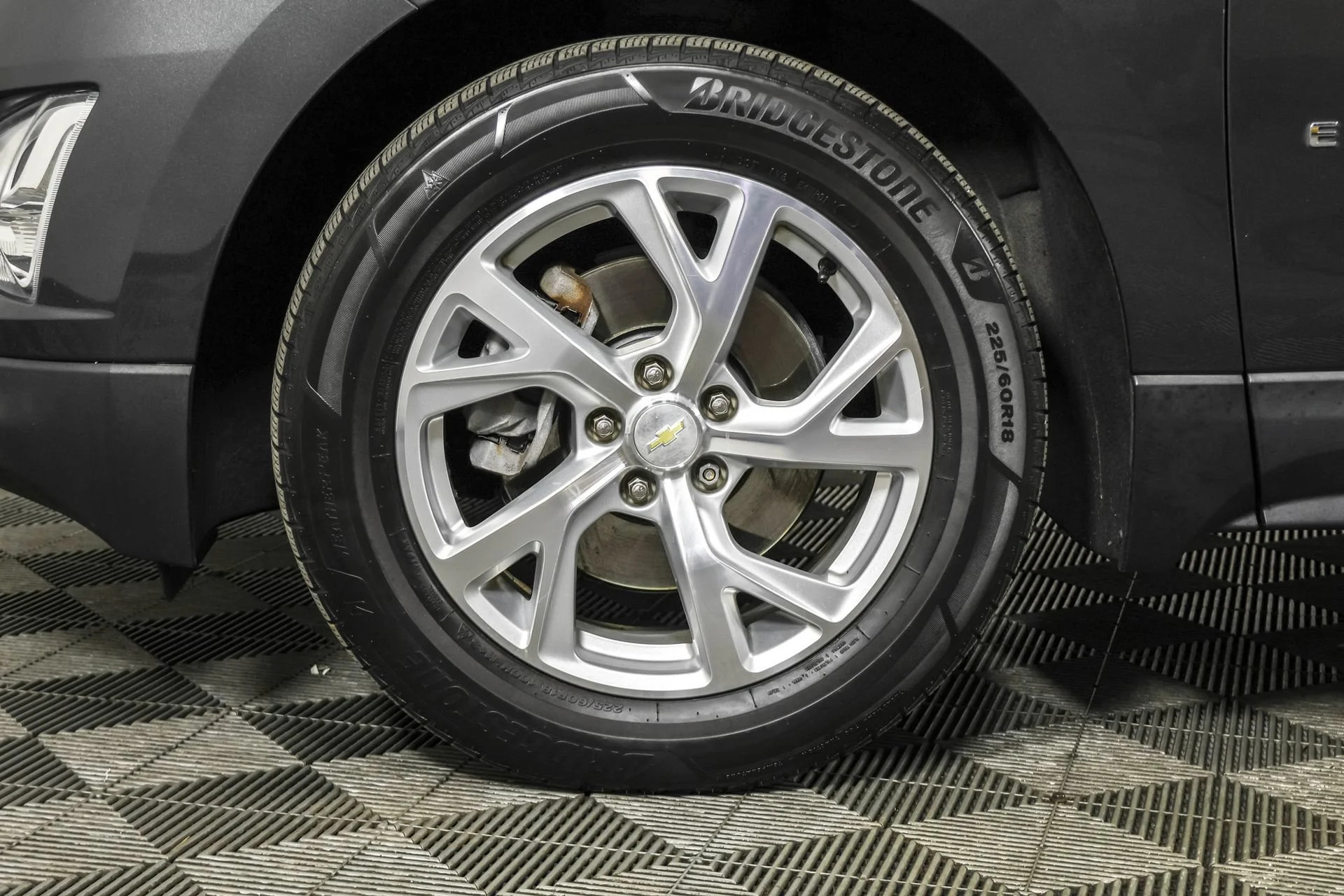 Used 2018 NIGHTFALL GRAY METALLIC Chevrolet LT image 21