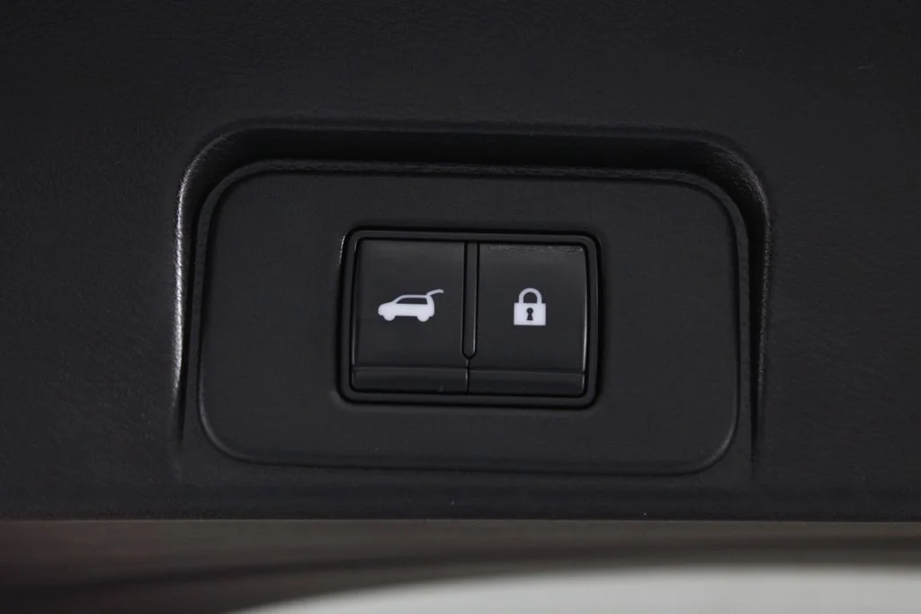 2022 Nissan Rogue SV - Photo 19