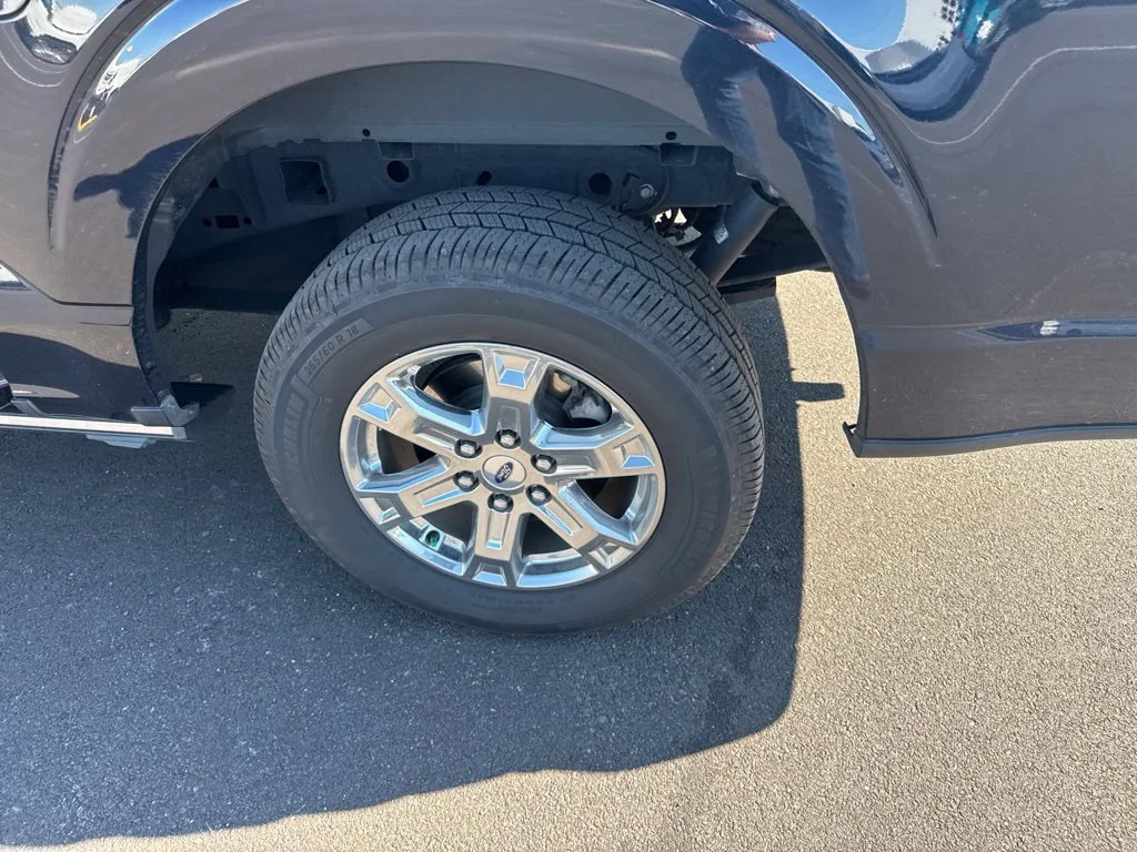 Certified Used 2021 Blue Ford Lariat image 18
