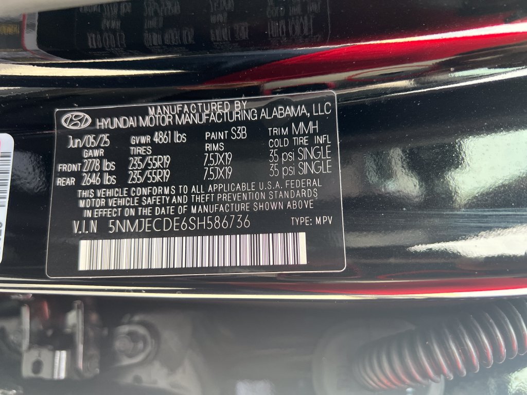 Used 2025 Black Hyundai Limited image 26