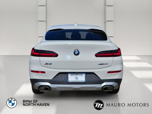 Used 2022 White BMW xDrive30i image 5