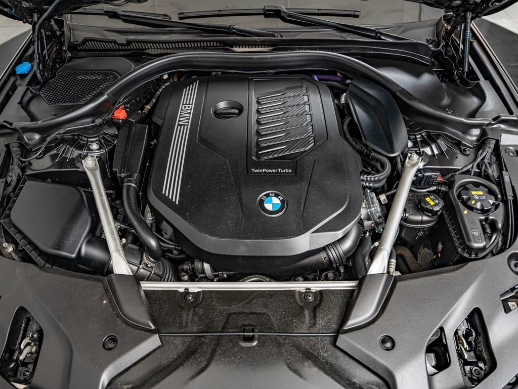 Used 2023 Dark Graphite Metallic BMW 540i image 46