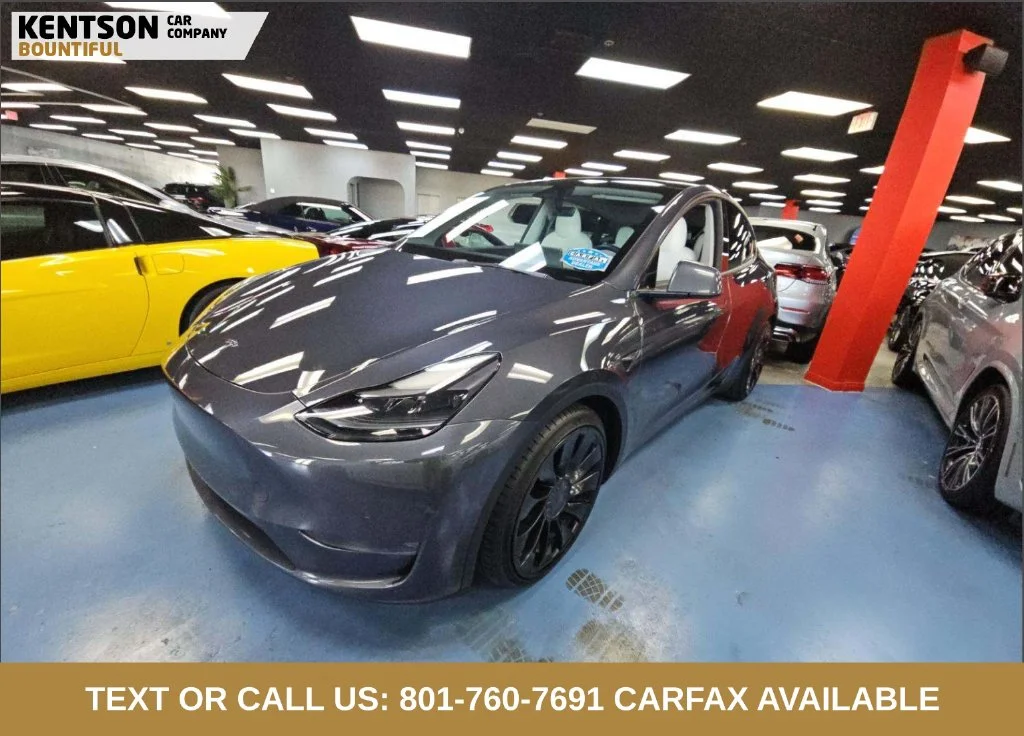 Used 2022 Gray Tesla Performance image 1