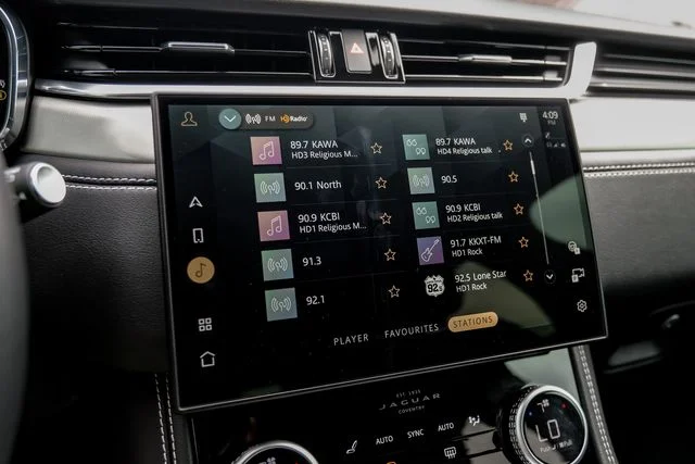 2026 Jaguar F-Pace R-Dynamic S - Photo 33