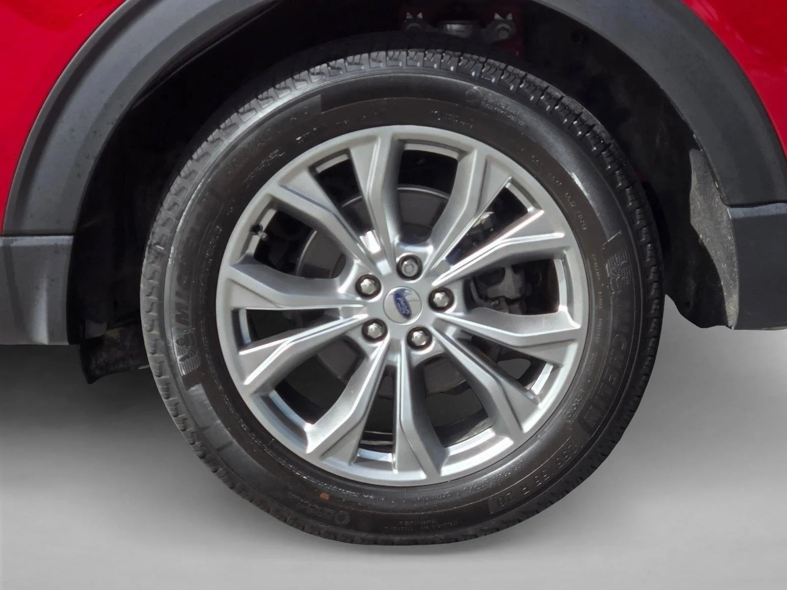 Used 2021 Rapid Red Metallic Tinted Clearcoat Ford Limited image 24