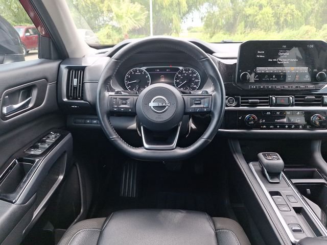 Used 2023 Red Nissan SL image 11