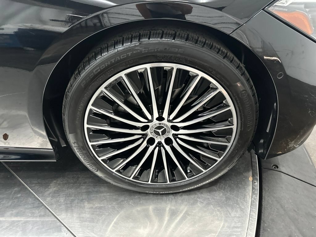 New 2027 Black Mercedes-Benz CLE 300 image 37