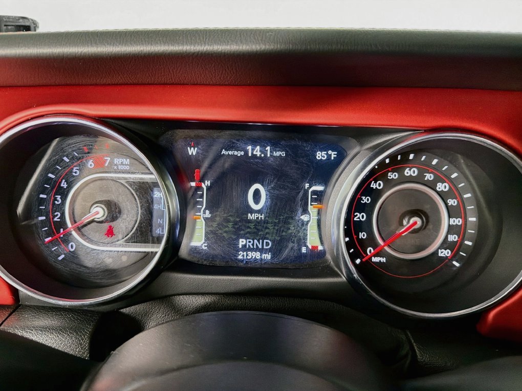 Used 2020  Jeep Rubicon image 16