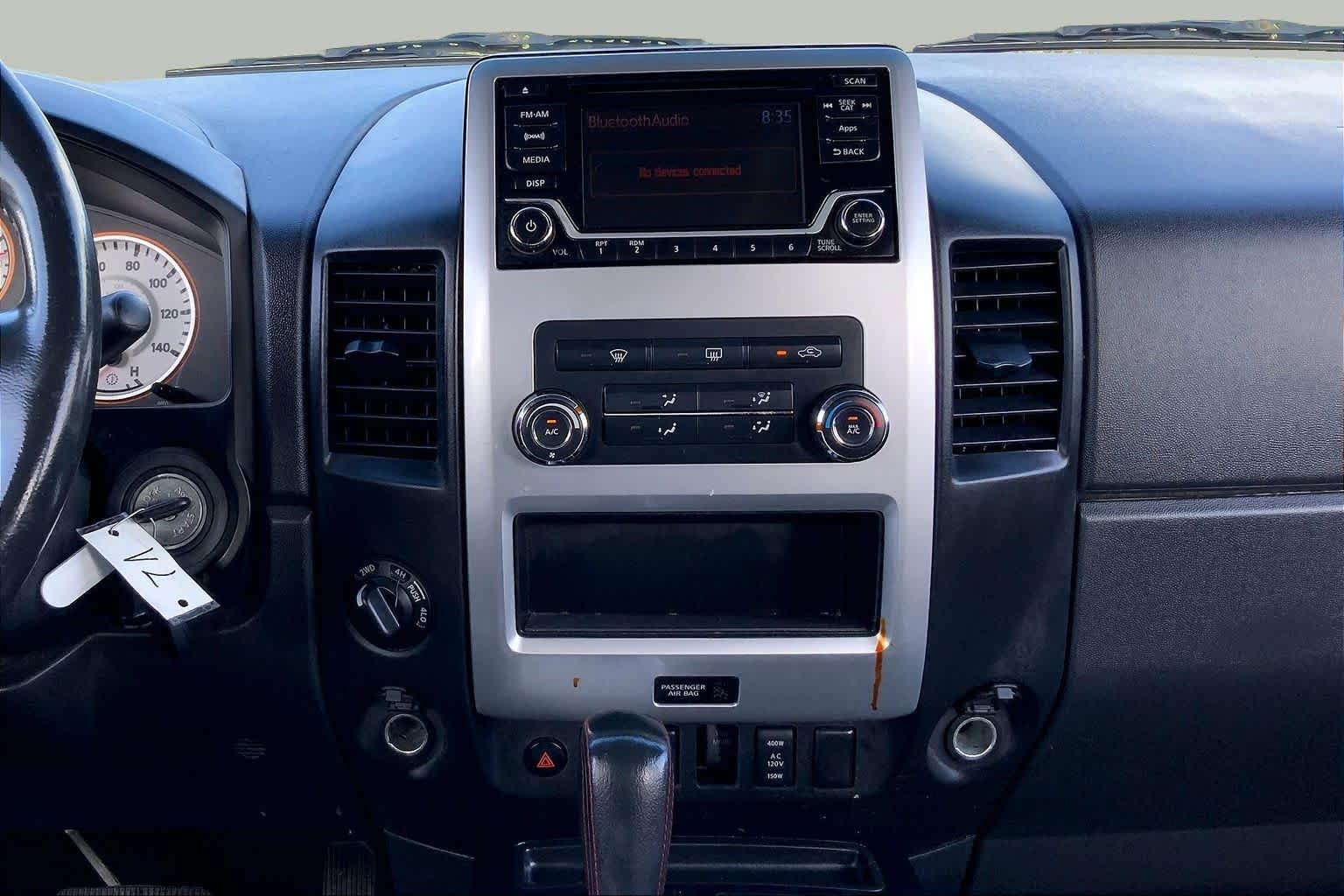 Used 2015 Cayenne Red Nissan PRO-4X image 7