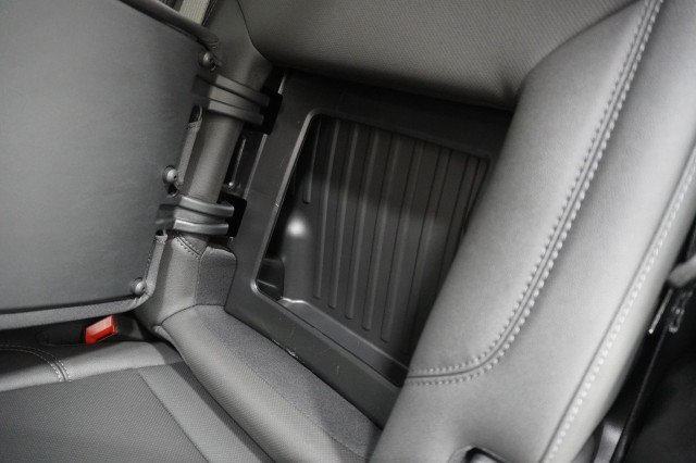 2026 GMC Sierra 1500 SLT - Photo 24