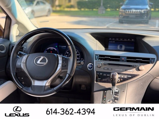 Used 2015 Red Lexus 450h image 21
