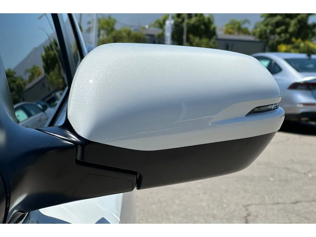 Used 2022 Platinum White Pearl Honda EX-L image 54