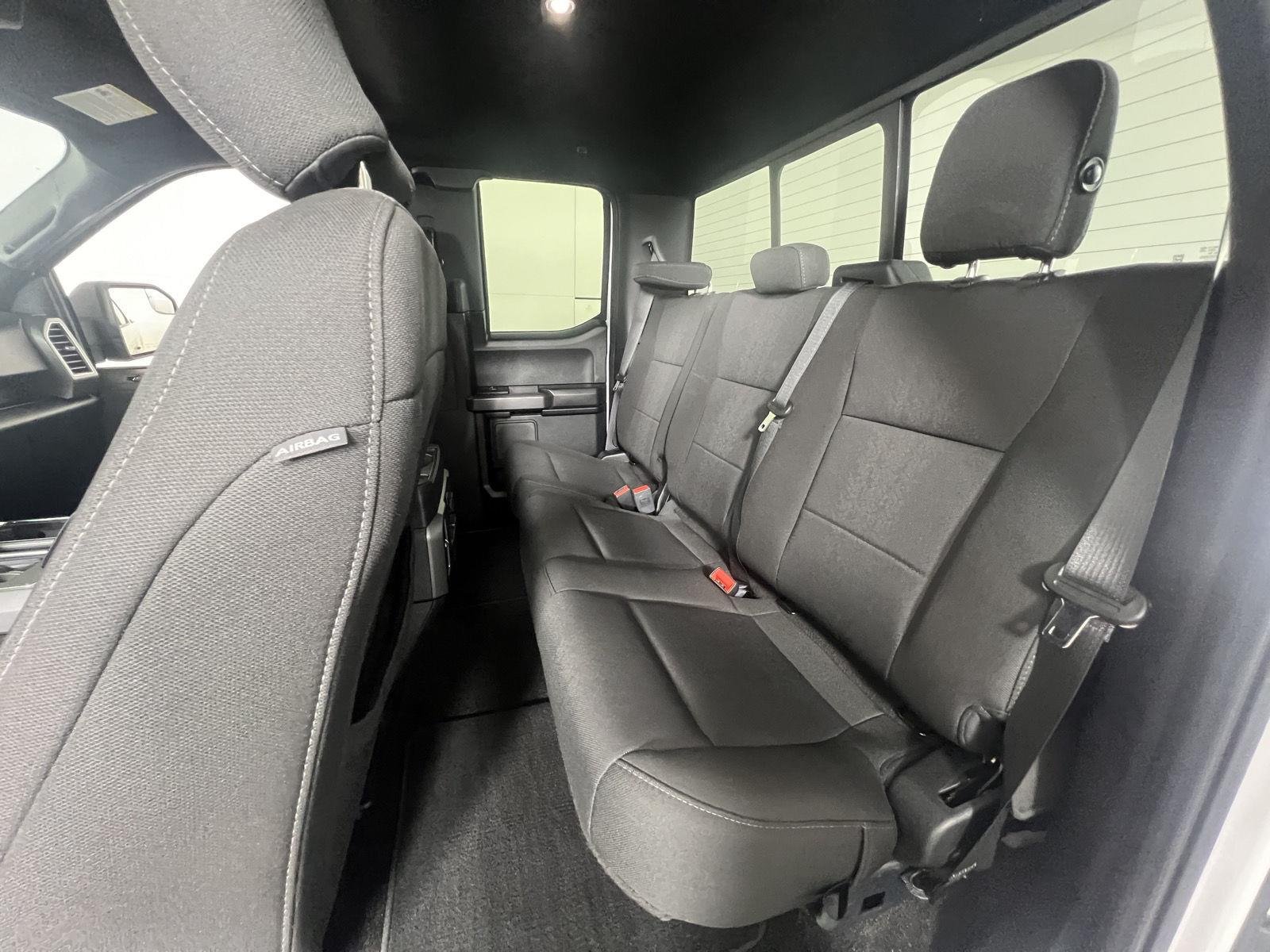 Used 2019 Oxford White Ford XLT image 20