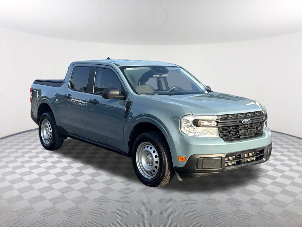 Used 2022 Blue Ford XL image 3