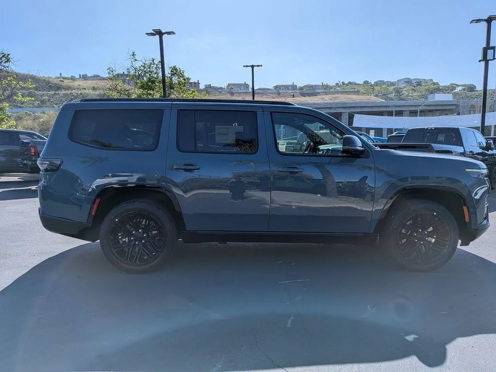 New 2026 Steel Blue Jeep Limited Reserve image 4