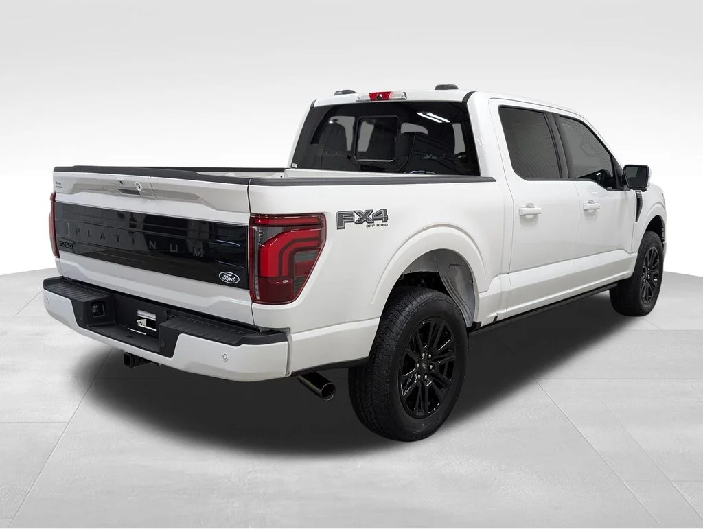 New 2026 Star White Metallic Tri-Coat Ford Platinum® image 26
