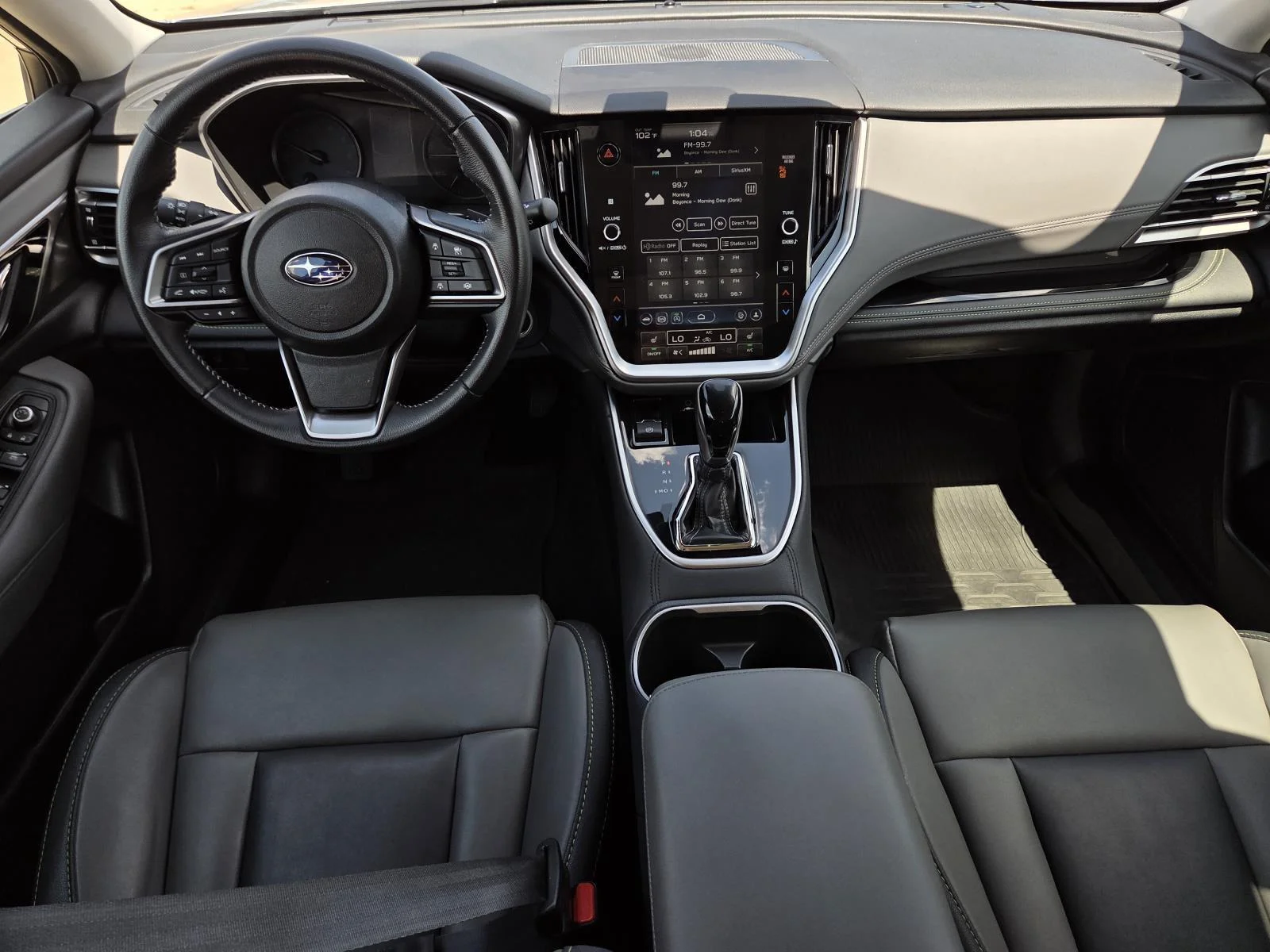 Used 2023 Ice Silver Metallic Subaru Onyx Edition image 14