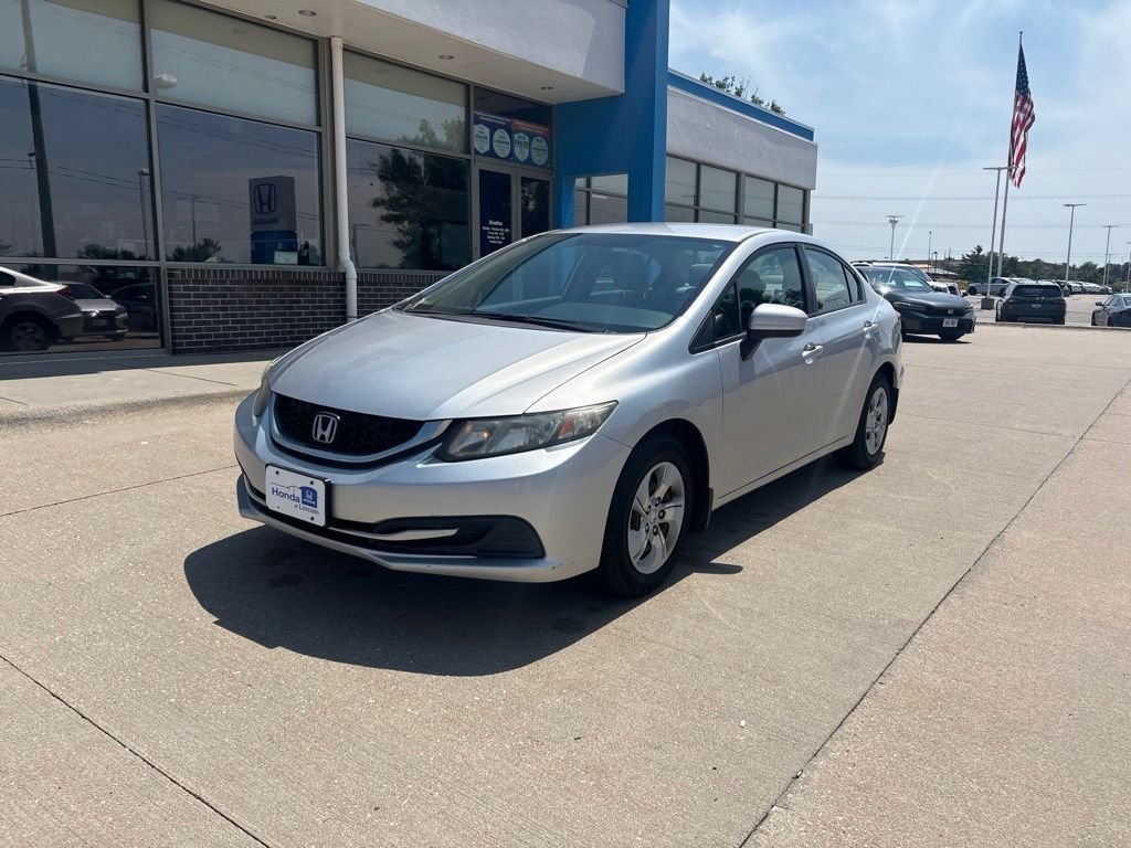 Used 2014 Alabaster Silver Metallic Honda LX image 1