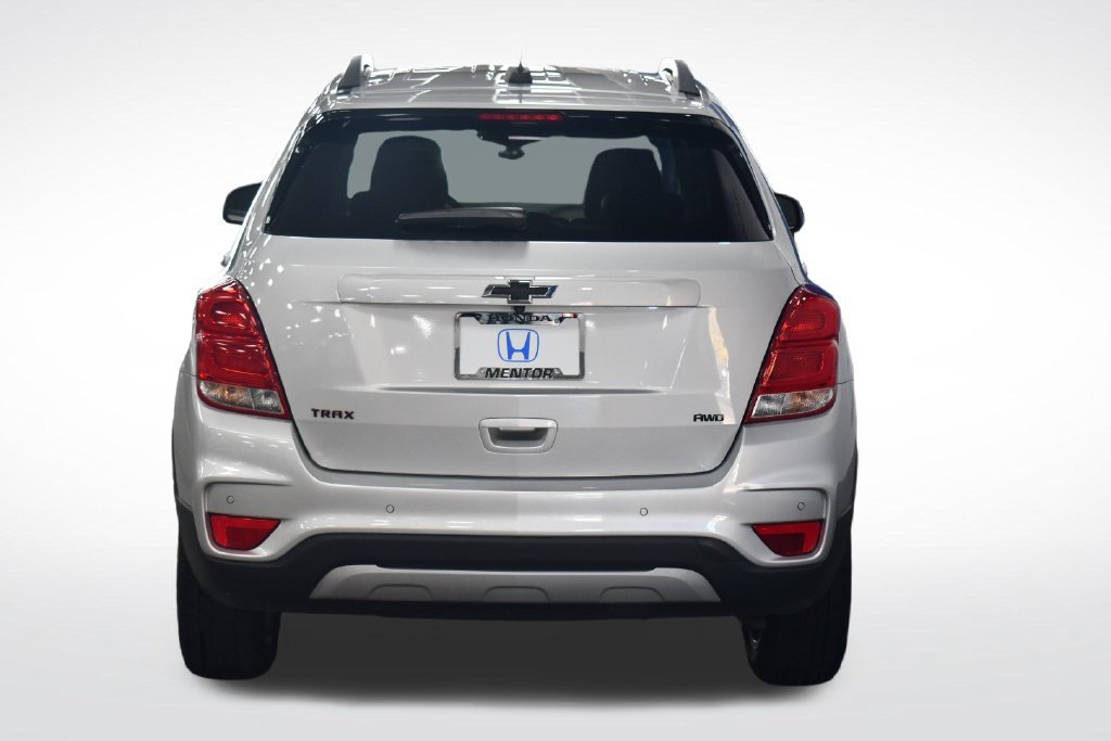 Used 2019 Silver Ice Metallic Chevrolet LT image 4
