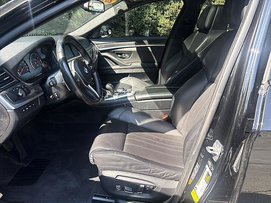 Used 2015 Black Sapphire Metallic BMW Base image 11