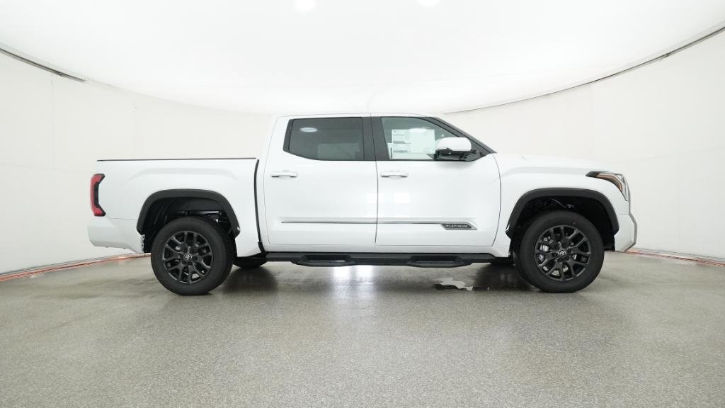 New 2026 Wind Chill Pearl Toyota Platinum image 13