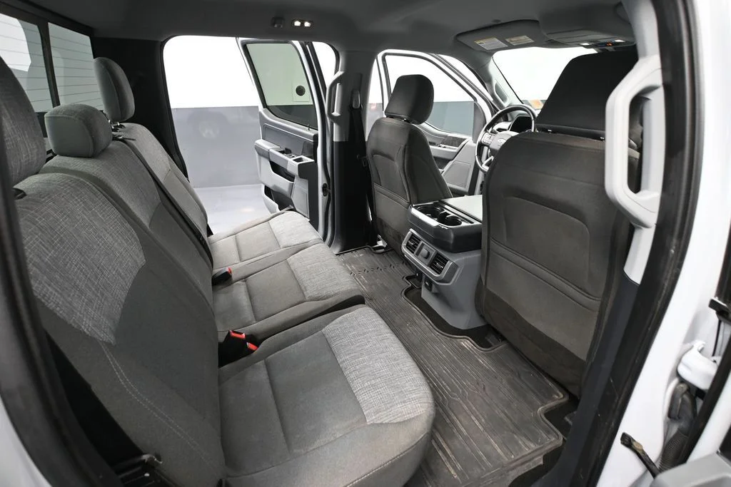 Used 2022 White Ford XLT image 35