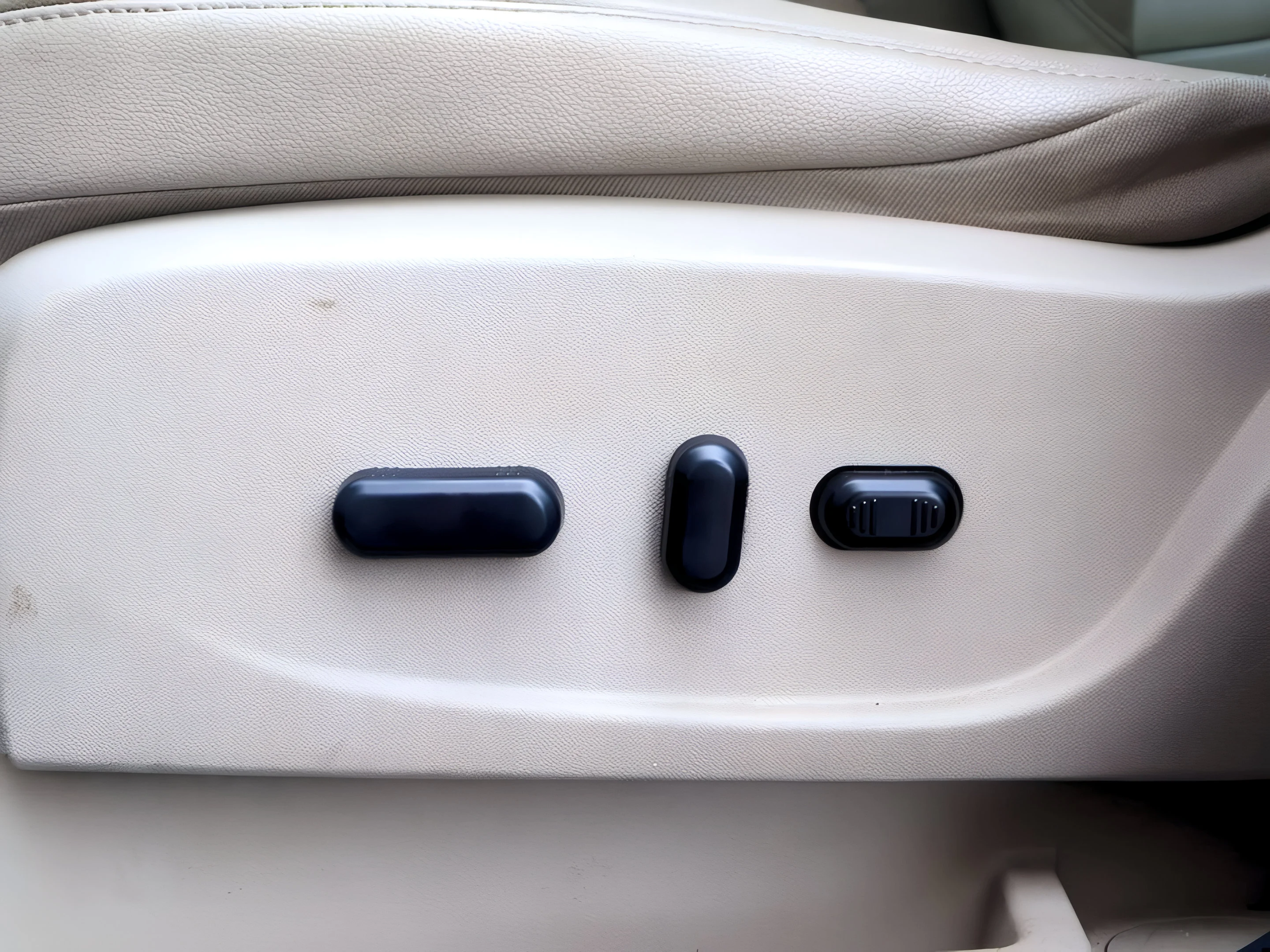 2024 Ford Escape Platinum - Photo 15