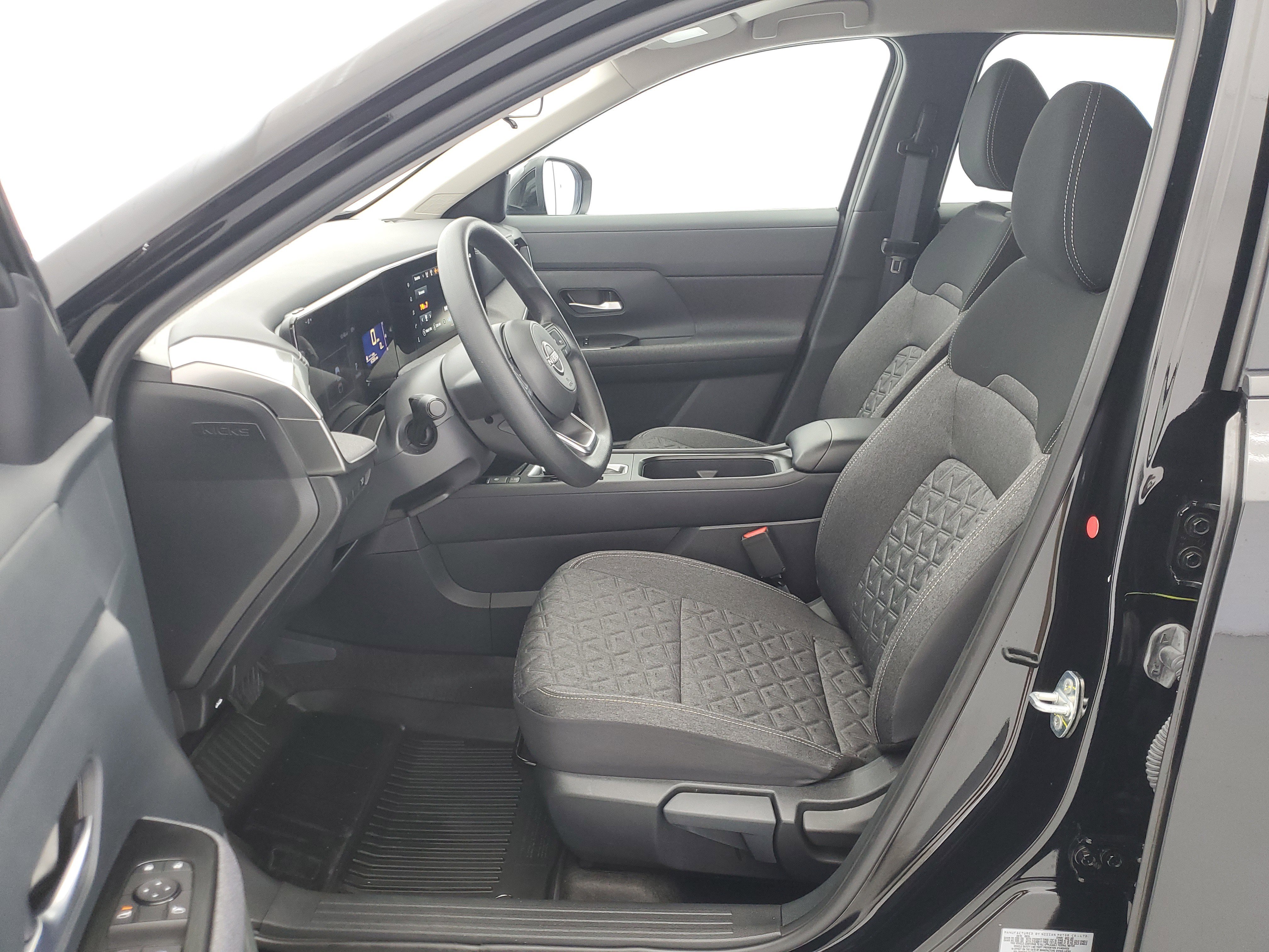 Used 2025 Super Black Nissan SV image 17