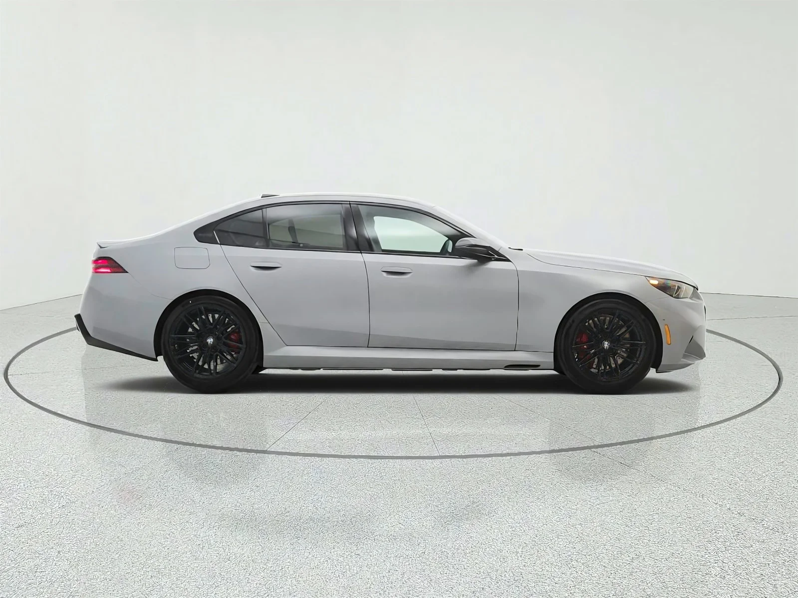 Used 2025 Brooklyn Grey Metallic BMW Sedan image 4