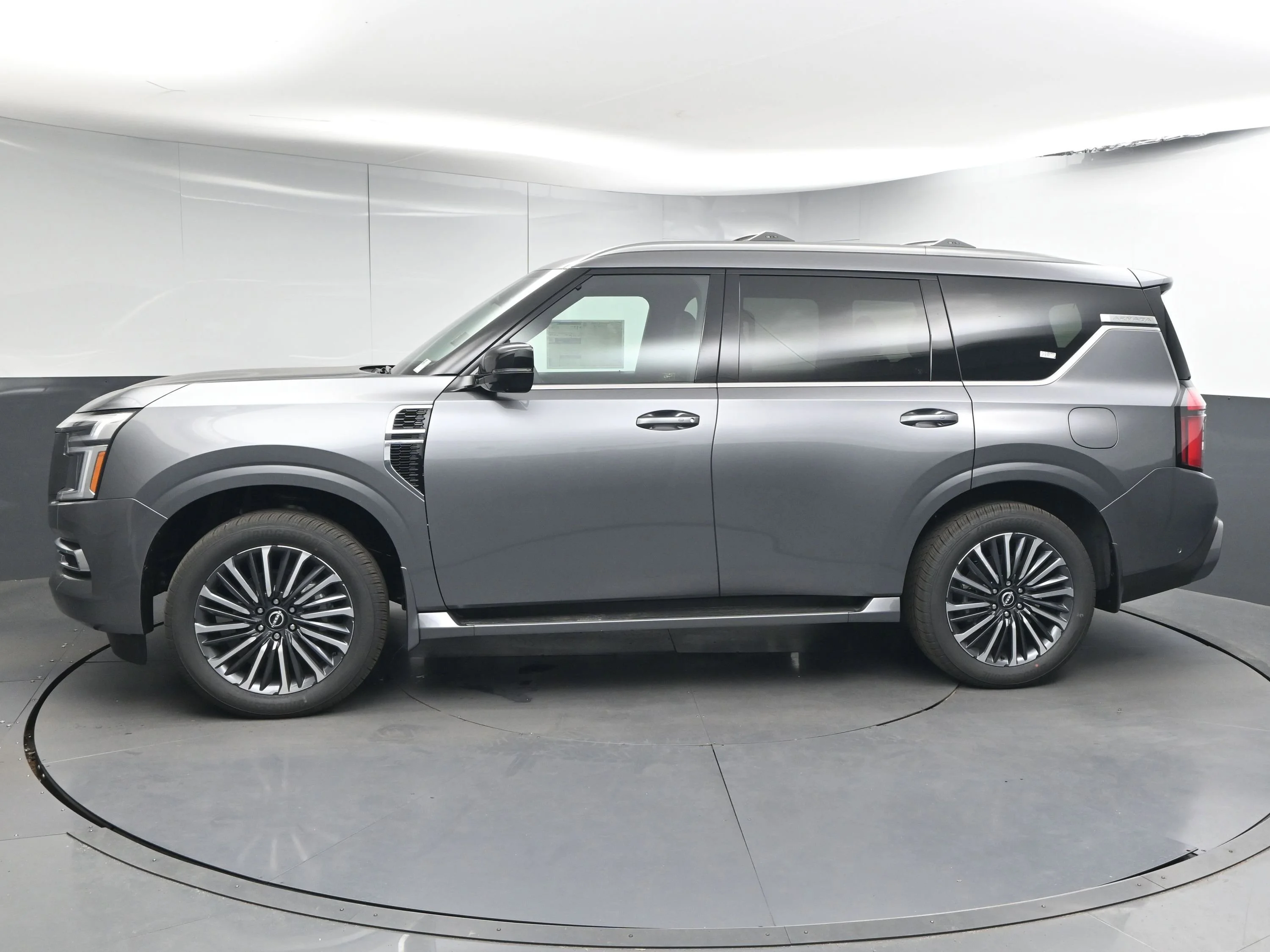 New 2026 Gun Metallic Nissan Platinum Reserve image 4