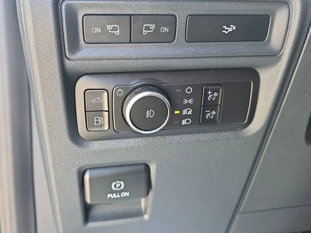 Used 2024 Black Ford XLT image 27