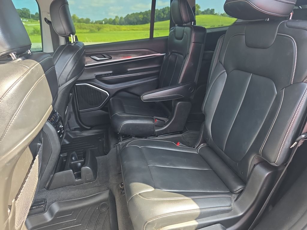 Used 2021 Silver Jeep Limited image 13
