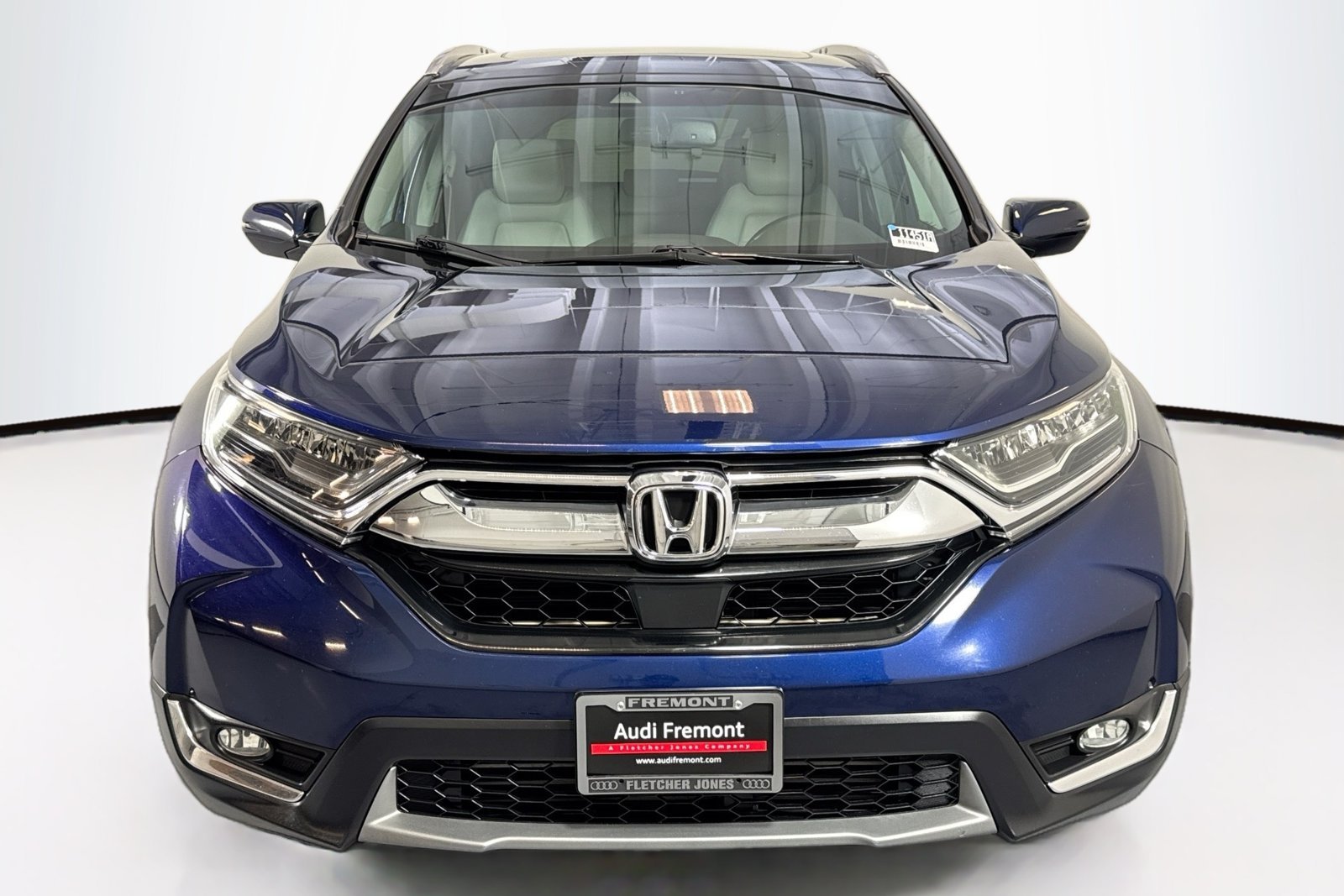 Used 2018 Obsidian Blue Pearl Honda Touring image 2