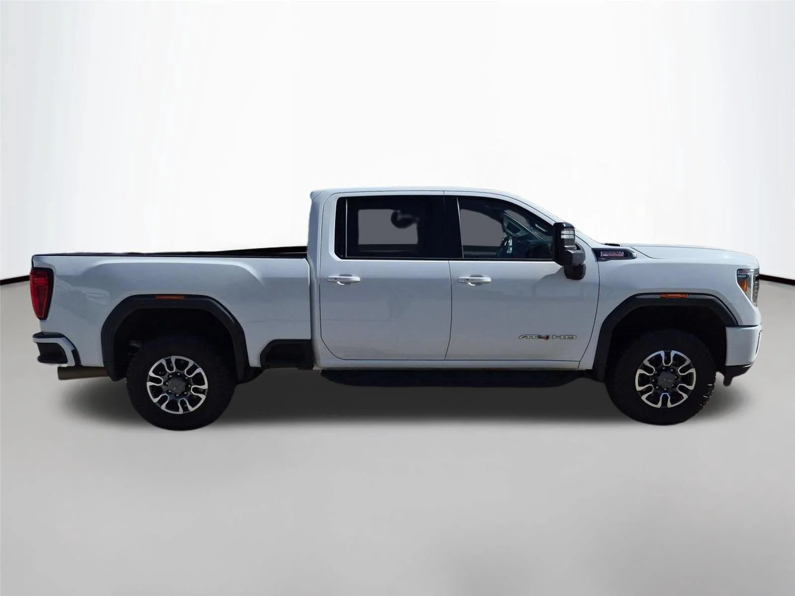 Used 2022 Summit White GMC AT4 image 6