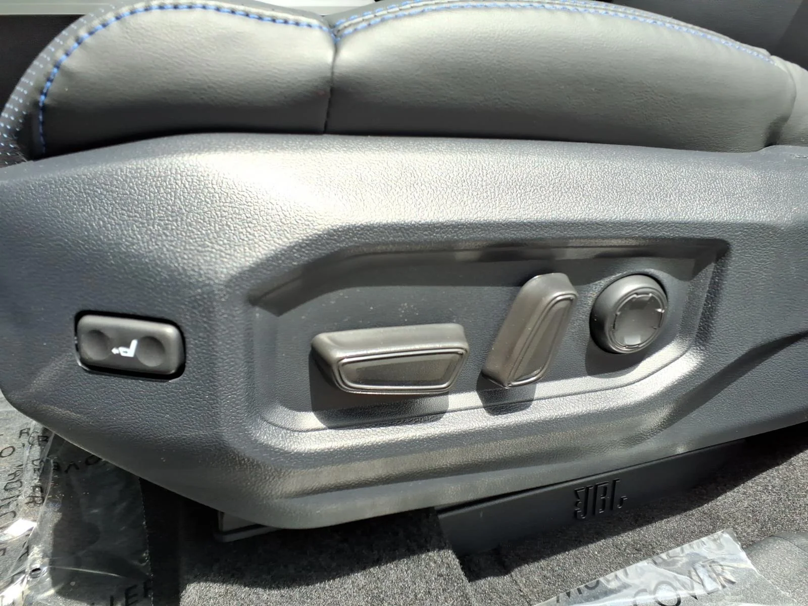 2026 Toyota Sequoia Platinum - Photo 10