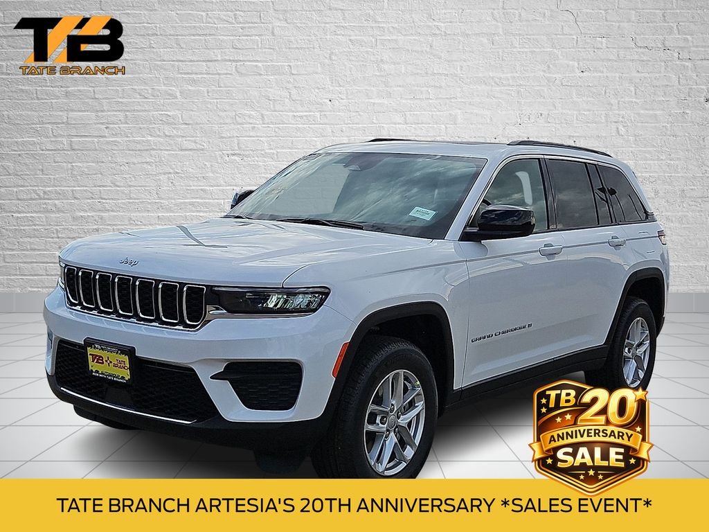 New 2026 Bright White Clearcoat Jeep Laredo X image 1