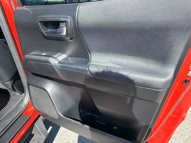 Used 2018 Inferno Red Toyota SR5 image 11