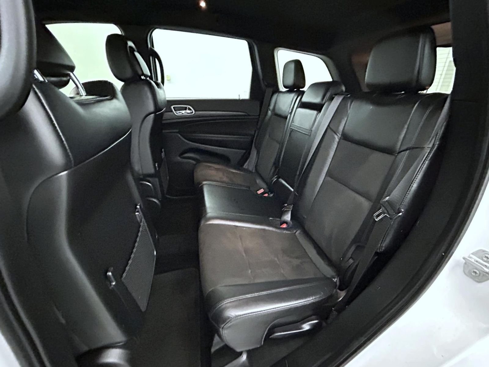Certified Used 2022 White Jeep Laredo X image 19