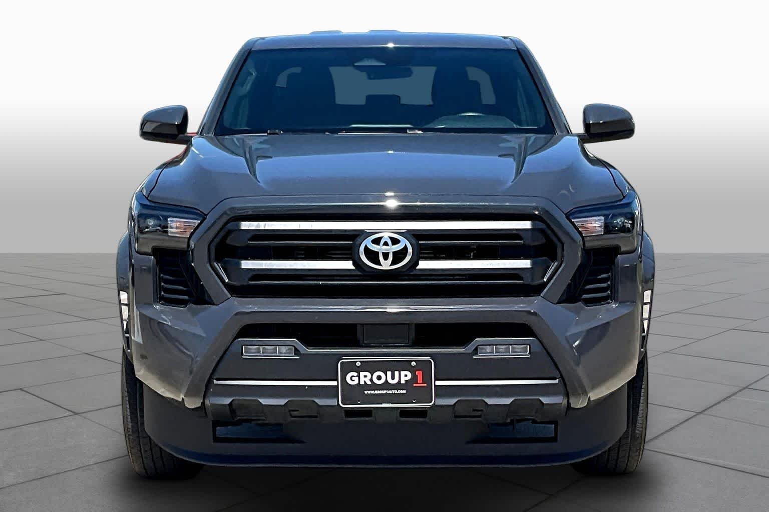 Used 2025 Underground Toyota SR5 image 4