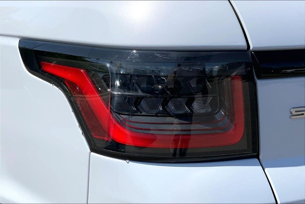 Used 2019 White Land Rover Supercharged image 22
