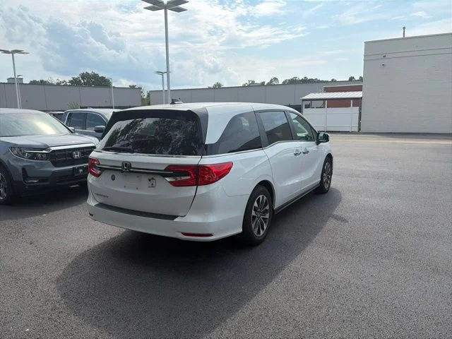 Used 2024 Platinum White Pearl Honda EX-L image 5