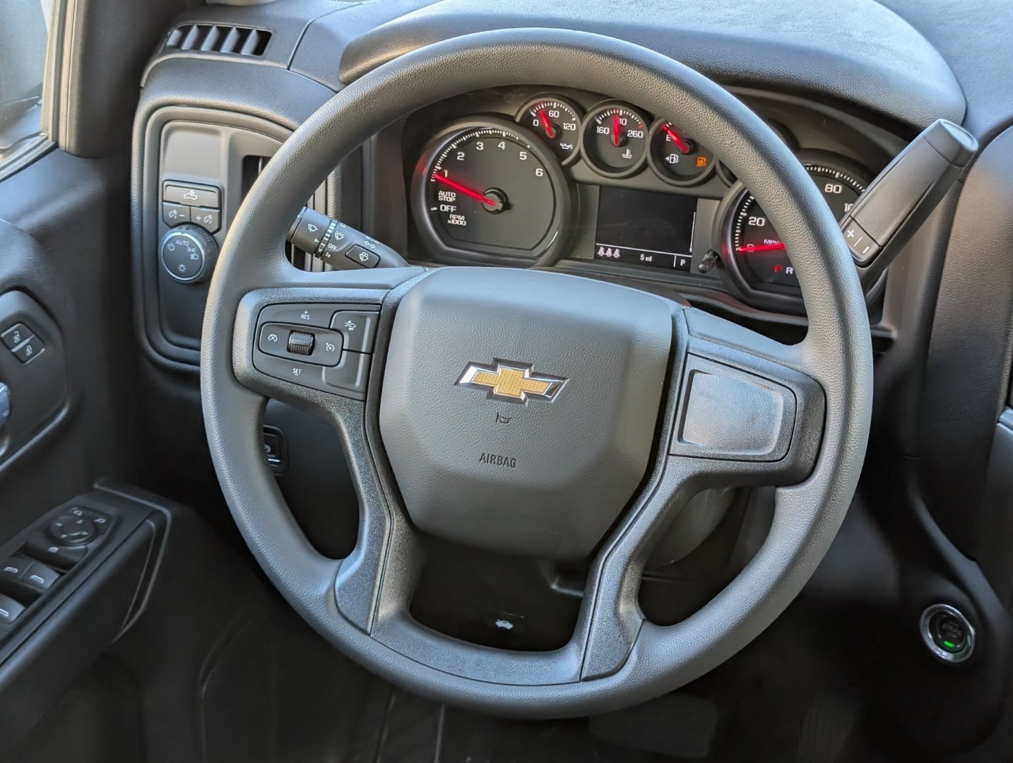 2026 Chevrolet Silverado 1500 Custom - Photo 15