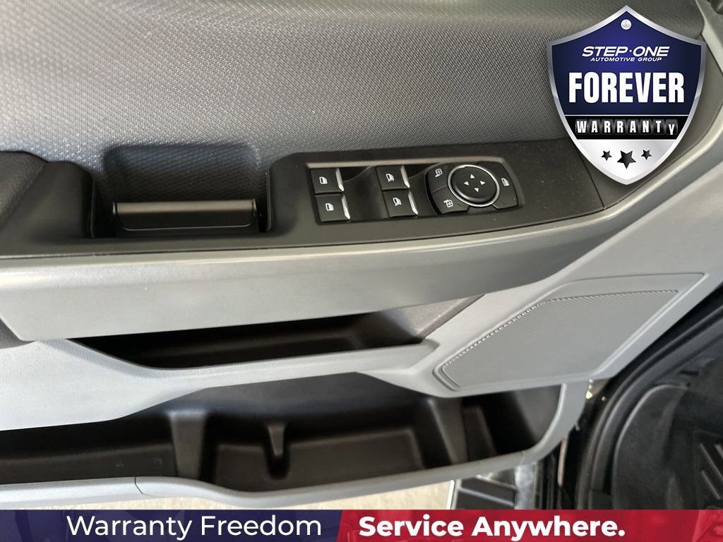 Used 2023 Black Ford XLT image 13